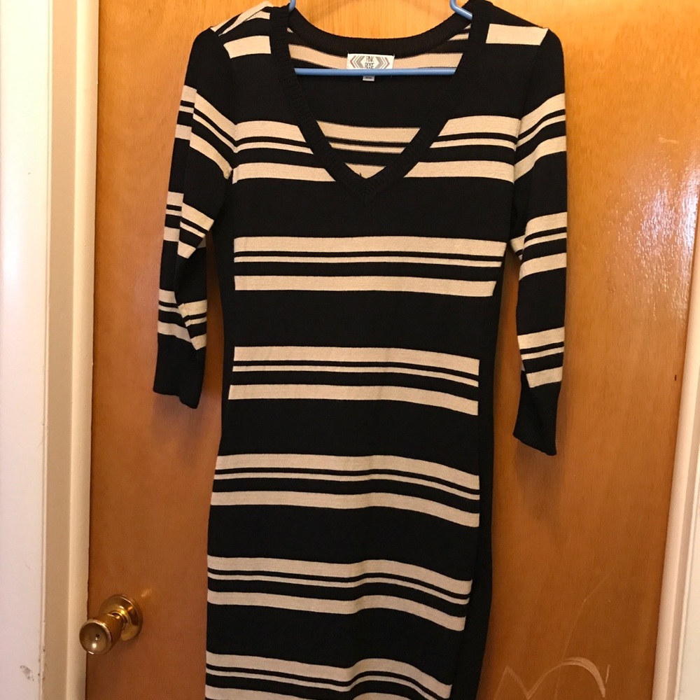 Pink Rose 3/4 Sleeve V-Neck Sweater Dress